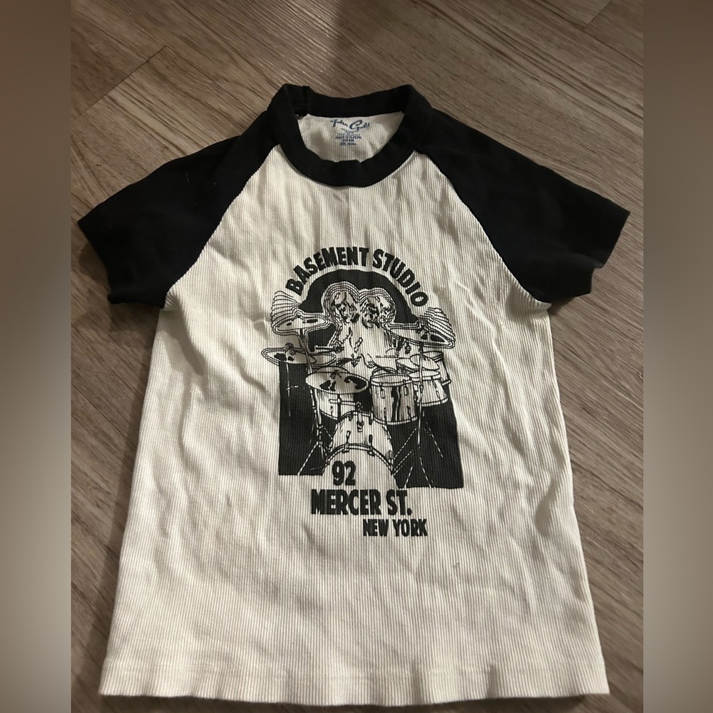 brandy melville graphic t